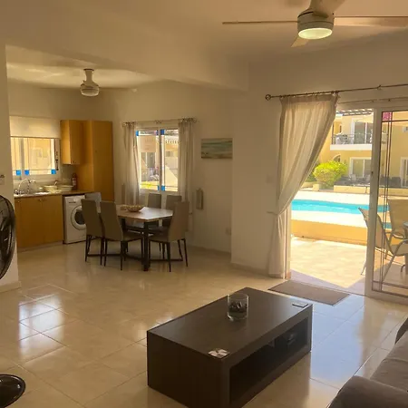 Sirena Sunrise * Paphos