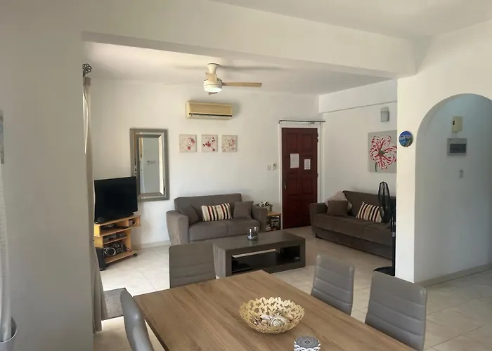 Sirena Sunrise * Paphos